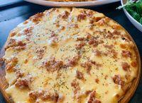 Cheesy Bacon Pizza