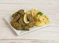 Pesto Parmigiano Chicken Wings With Chips