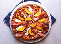 Peach & Prosciutto Pizza
