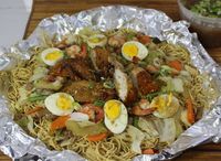 Pancit sa Bilao