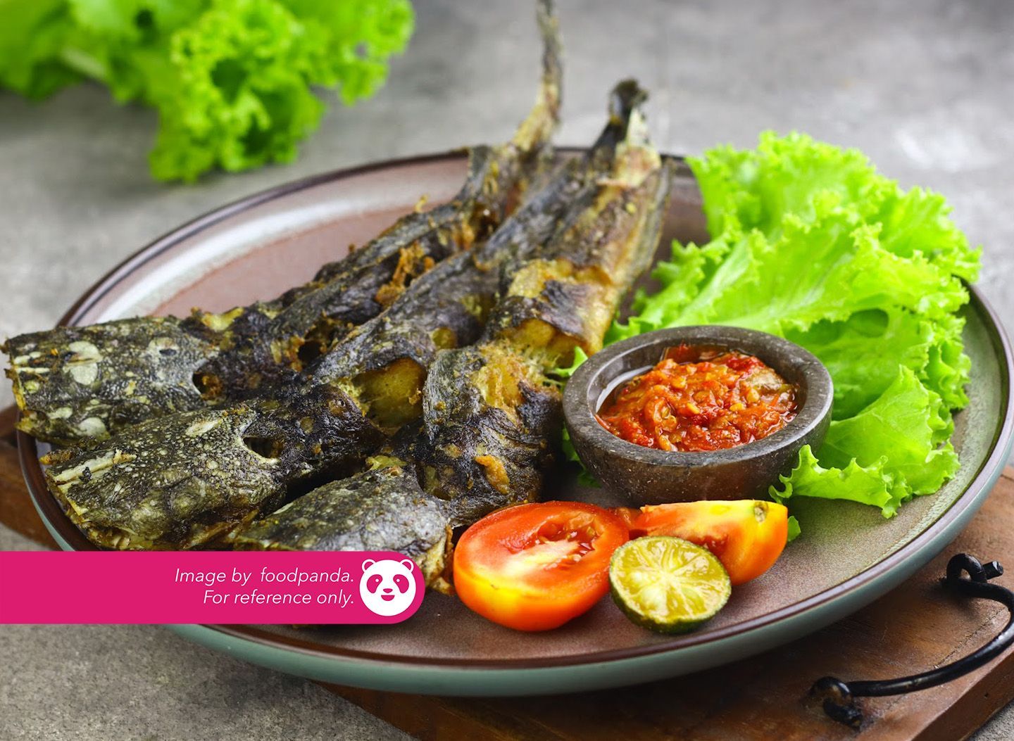 Crispy Boneless with Mangga Salad